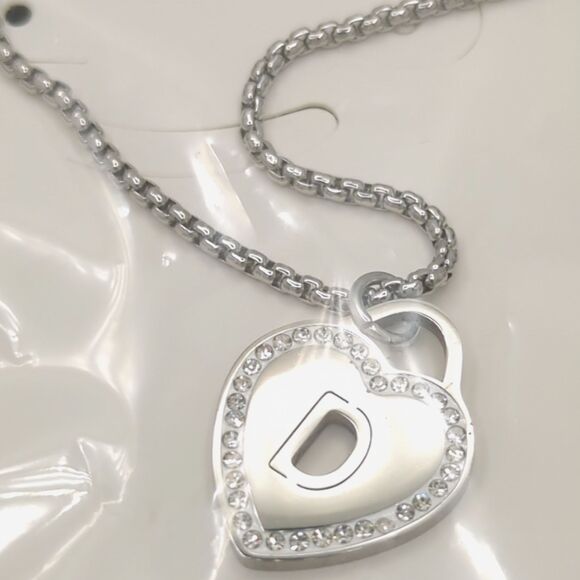 A New Day Heart and Hoop Nickel Free Earrings and Heart Necklace Set NWT - Picture 3 of 4